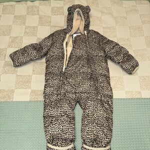 NWOT Gap Baby ColdControl leopard print snowsuit size 18-24 months primaloft
